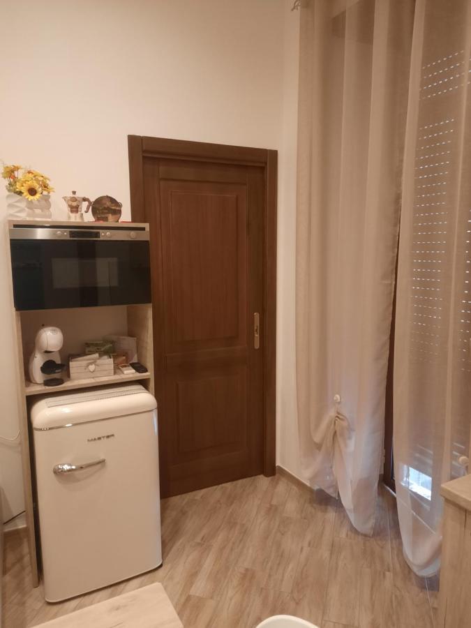'A Casa 'E Ninu Casa Vacanze เนเปิลส์ ภายนอก รูปภาพ
