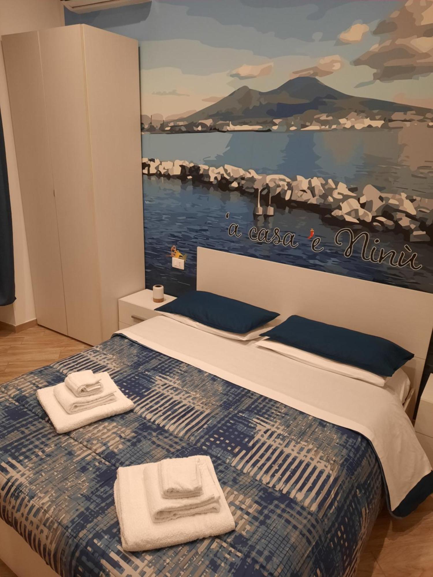 'A Casa 'E Ninu Casa Vacanze เนเปิลส์ ภายนอก รูปภาพ