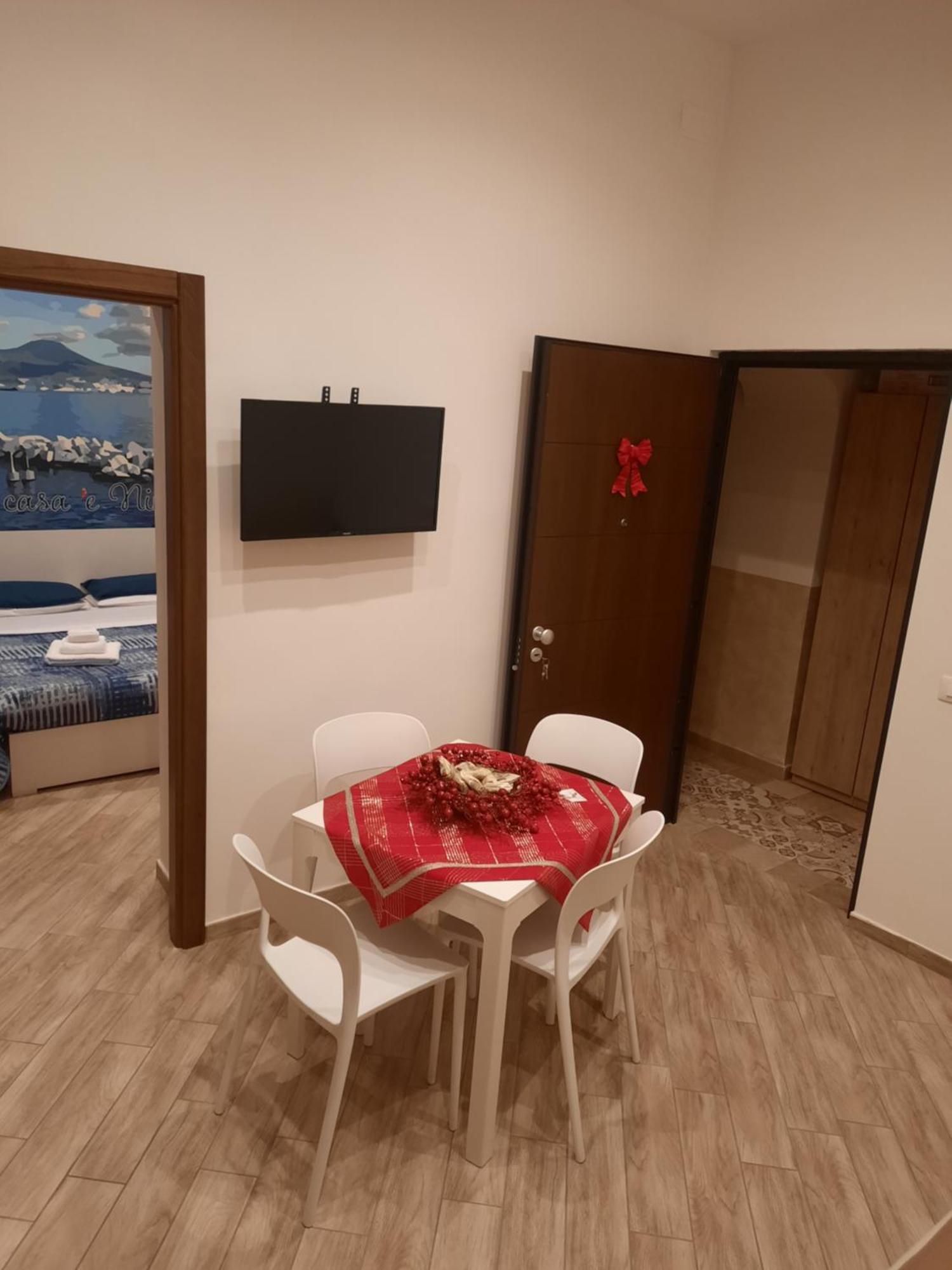 'A Casa 'E Ninu Casa Vacanze เนเปิลส์ ภายนอก รูปภาพ